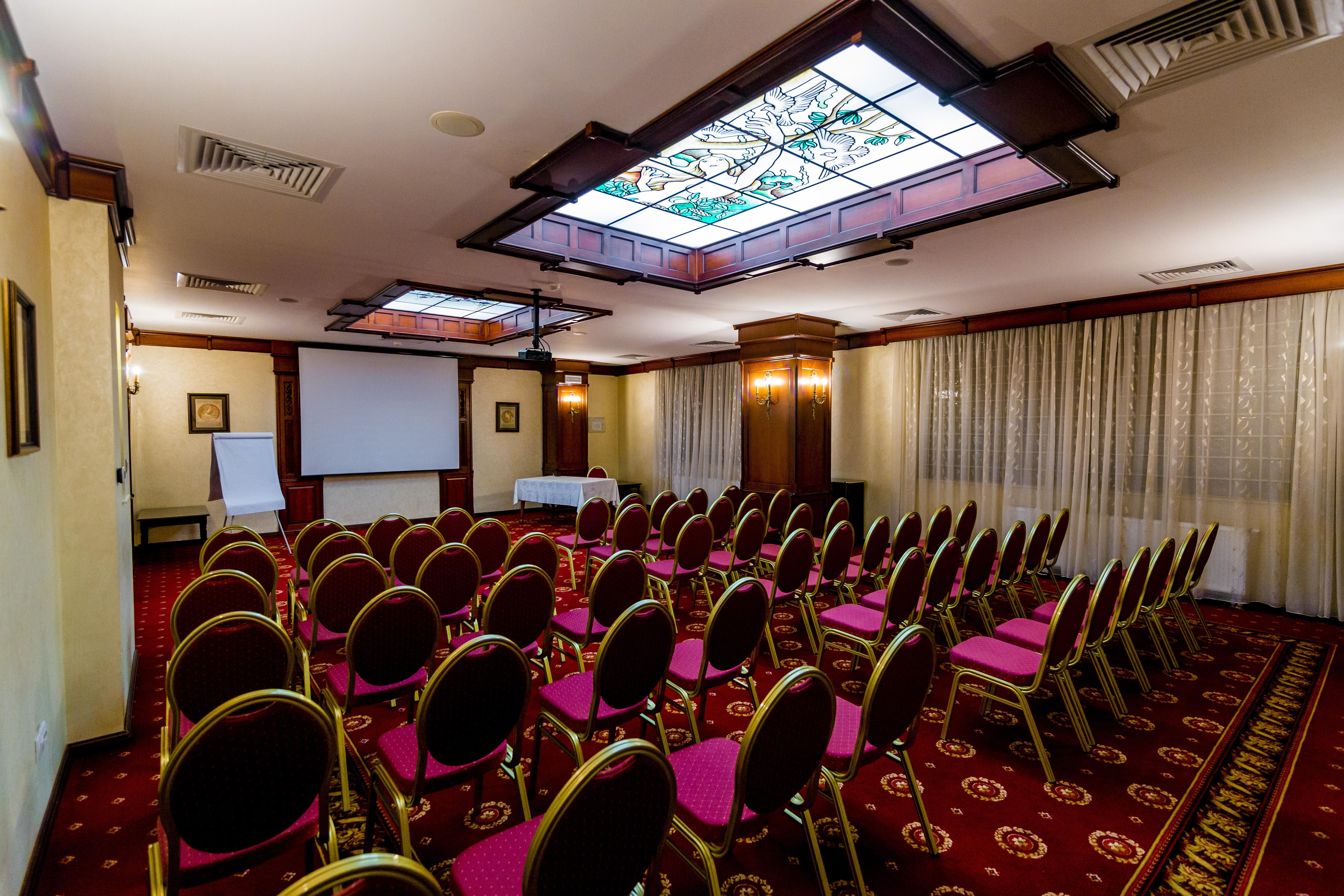 Hotel Golden House Craiova Esterno foto