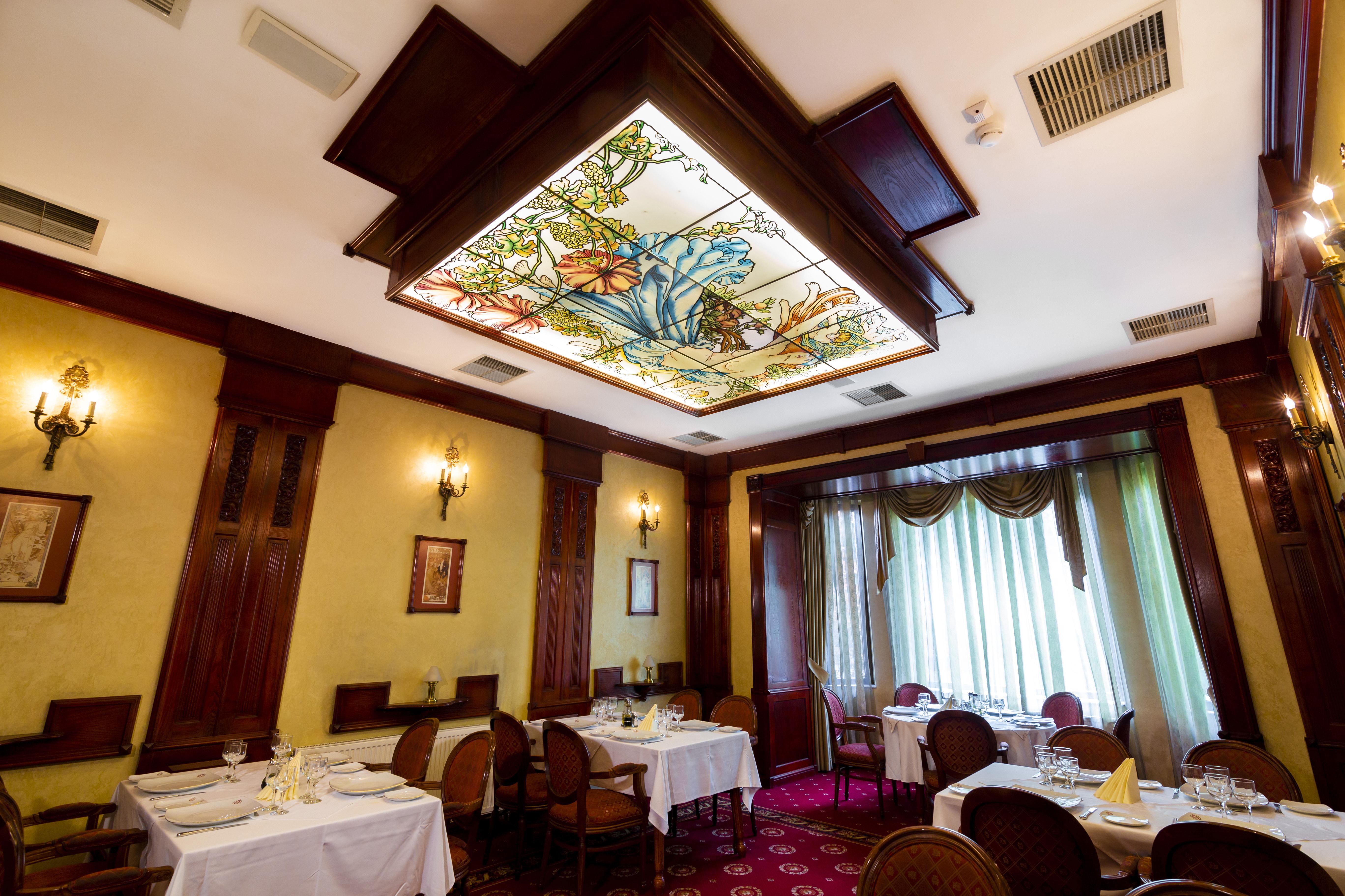 Hotel Golden House Craiova Esterno foto